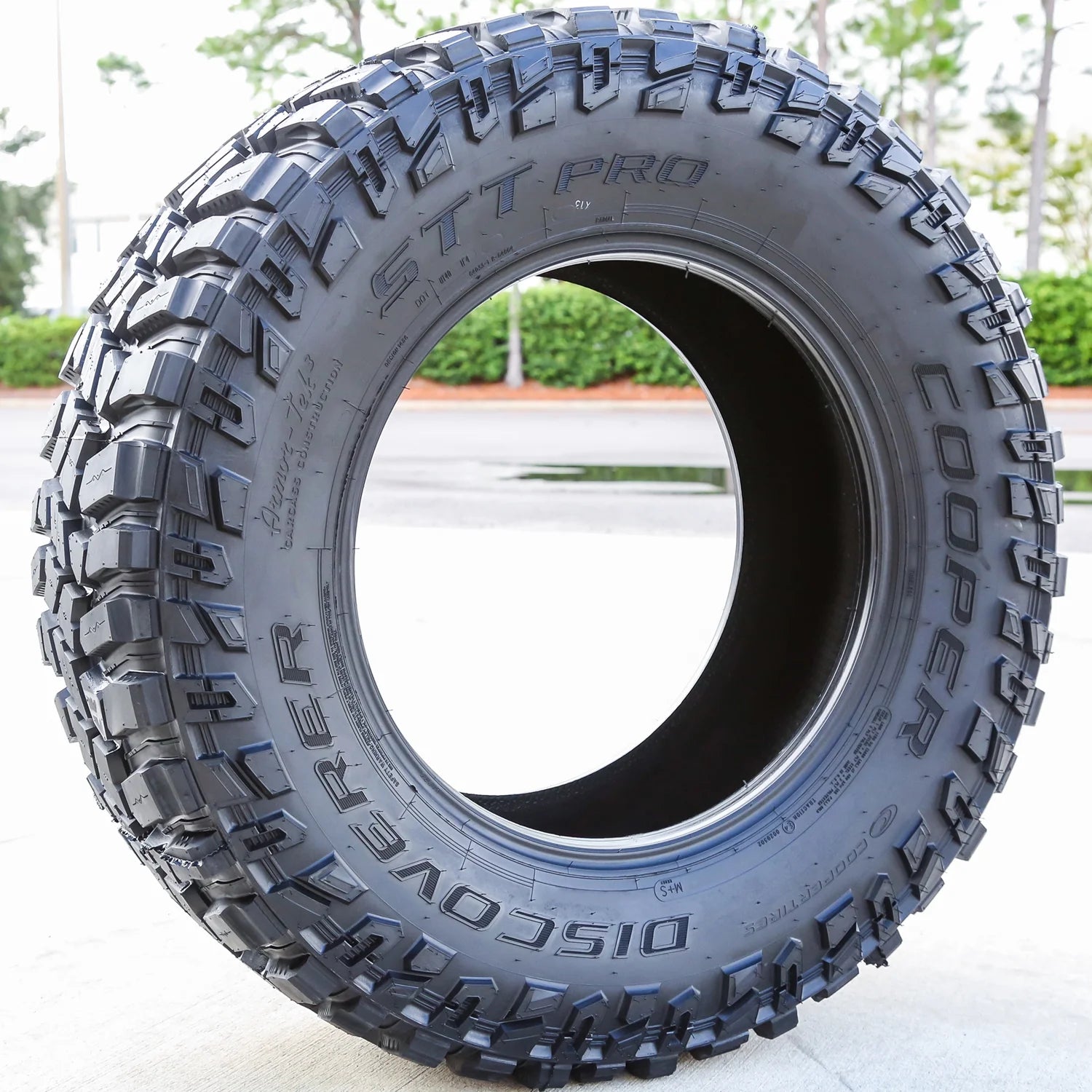 A pair of 2 (two) models of STT professional LT 35X12.50R20 121Q E (10 layers) off-road tires (MT/M/T type off-road tires)